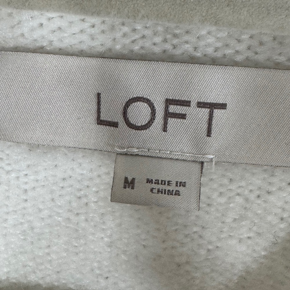 LOFT Cream Sweater with Black Bow Medium Long Sleeve Cozy Knit Pullover - Picture 8 of 10